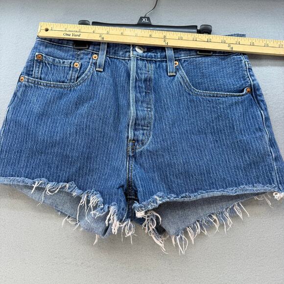 Levi's 501XX Denim Shorts Women's 28 (6) Blue Pinstripe Button Fly Jean Shorts - Picture 8 of 13
